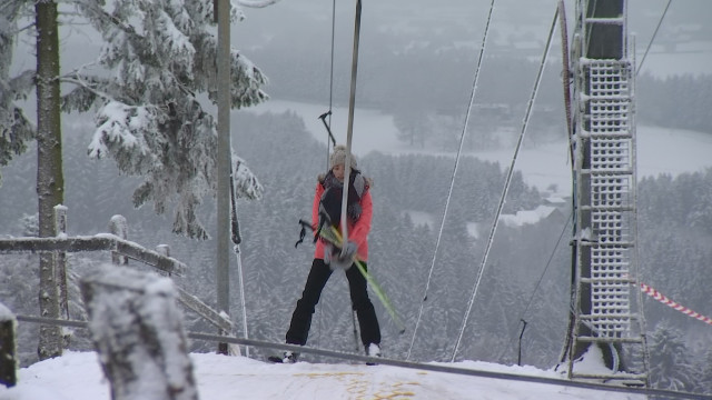 Fermeture de toutes les pistes de ski lundi en province de Liège