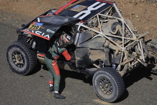 Dakar: Sébastien Loeb et son copilote liégeoise Fabian Lurquin contraints à l'abandon