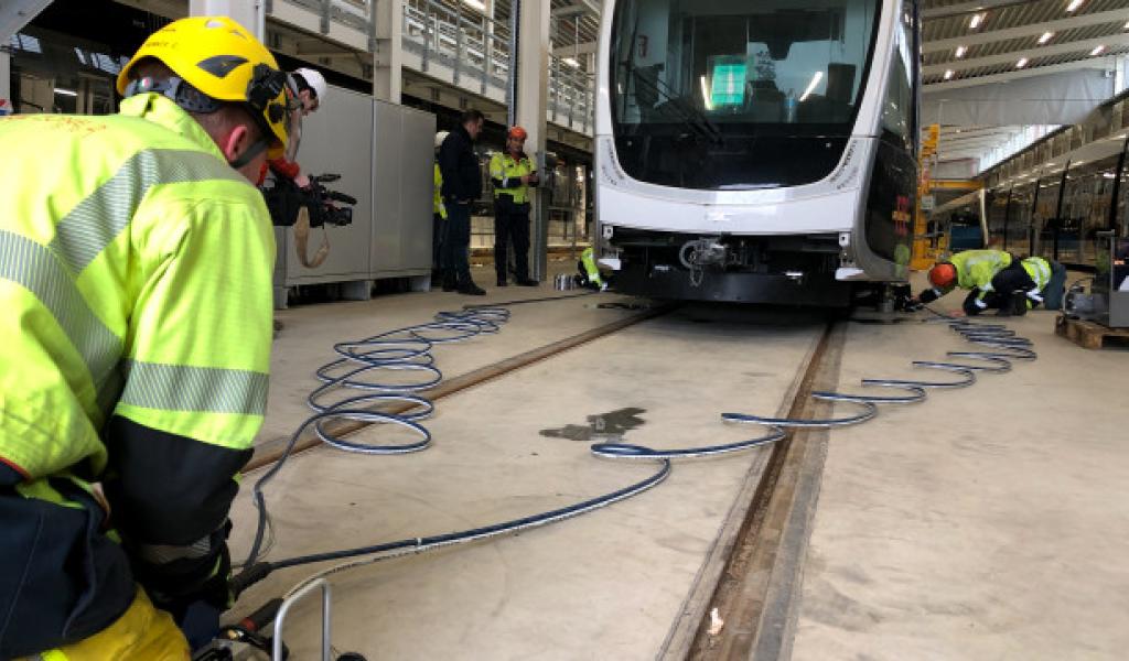 Tram de Liège: le 15/04 reste l'objectif pour Tram'Ardent, confirme le ministre Desquesnes