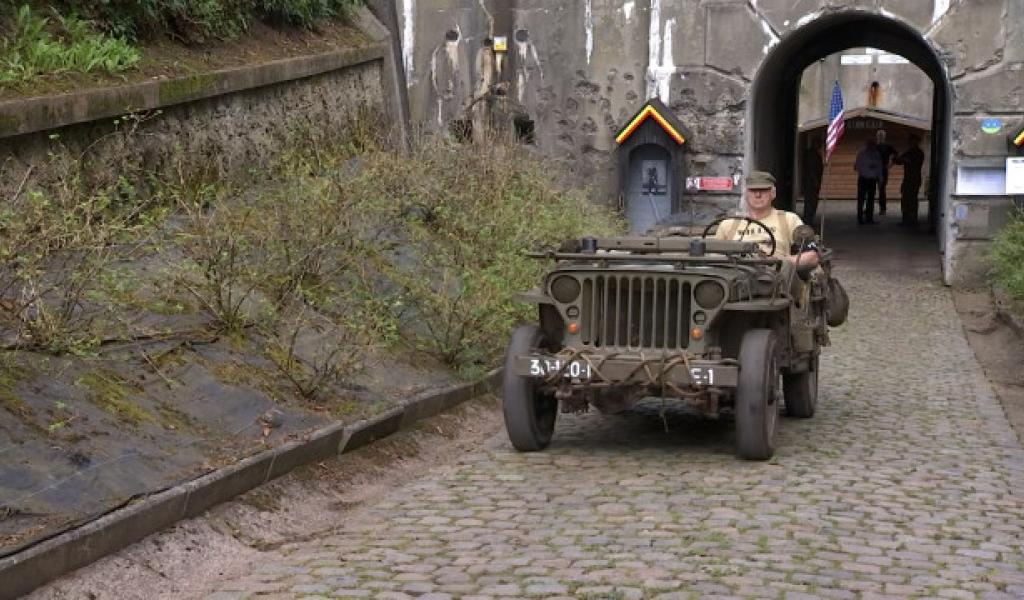 Une belle concentration de véhicules militaires pour les festivités annuelles du Fort de Lantin