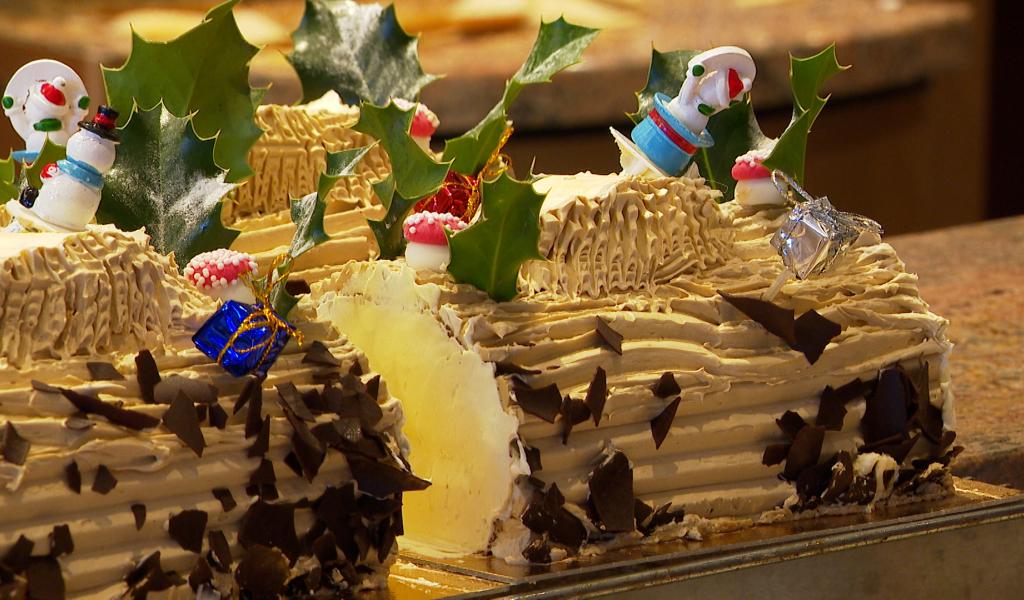 La bûche de Noël : Tradition ancestrale et délice gourmand