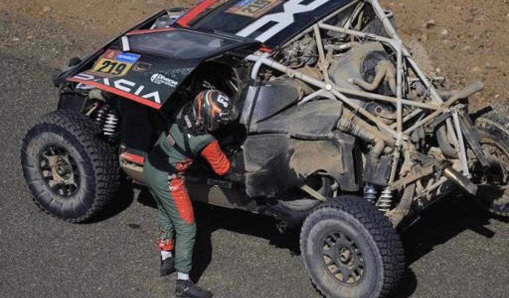 Dakar: Sébastien Loeb et son copilote liégeoise Fabian Lurquin contraints à l'abandon