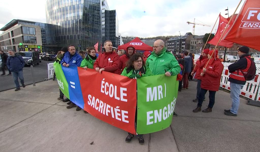 6 000 enseignants dans les rues de Liège