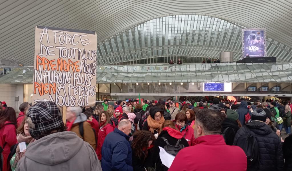 Près de 100.000 manifestants à Bruxelles: résumé de cette journée de manifestation