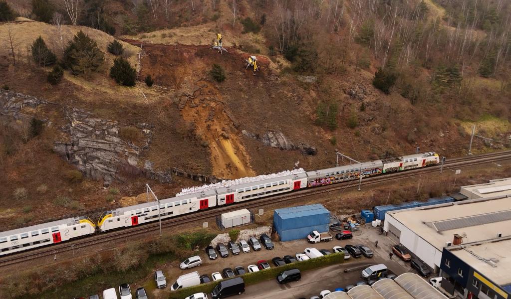 Huy : glissement de terrain près des voies ferroviaires