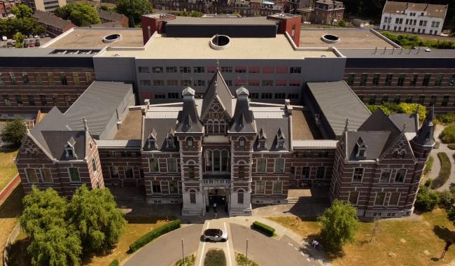 journées du patrimoine : une scie à amputation, un ciel étoilé...