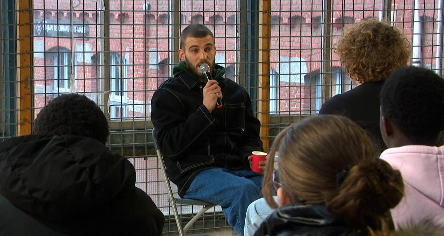 Le rappeur liégeois Absolem de passage à l'Institut Sainte-Marie Liège