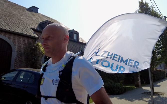 Atteint de démence précoce, ce coureur va parcourir 300 km pour la bonne cause