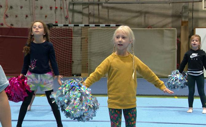 Le cheerleading a de plus en plus la cote chez les jeunes !