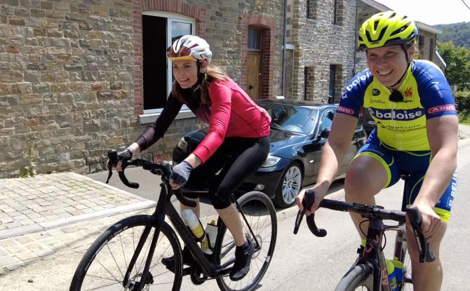 ça roule? Dans la roue du Tour de France Féminin