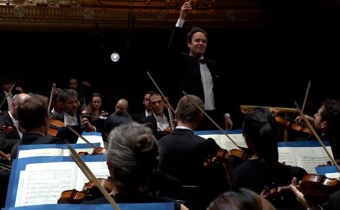 OPRL en tournée : les musiciens chez leur chef Gergely Madaras