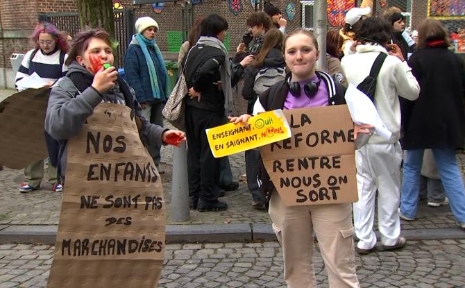 Budget 2025 de la FWB : les étudiants du qualifiant manifestent leur mécontentement